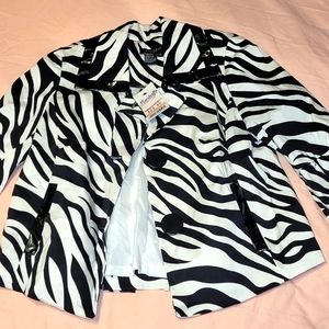 NWTS - - ladies sandro sportswear jacket your jacket size: small